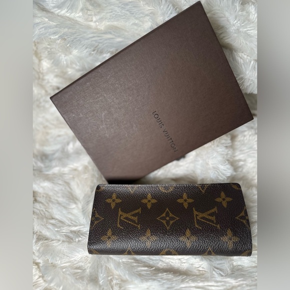 Authentic Louis Vuitton Monogram Etui Lunettes Simple Glasses Case - Picture 2 of 10